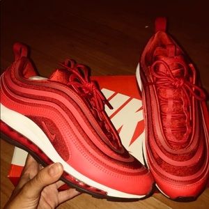Women’s Nike Air Max 97